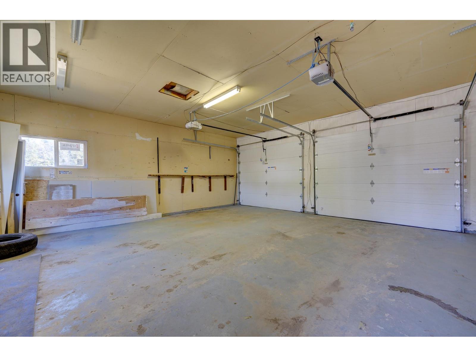397 BASALT Drive, Logan Lake