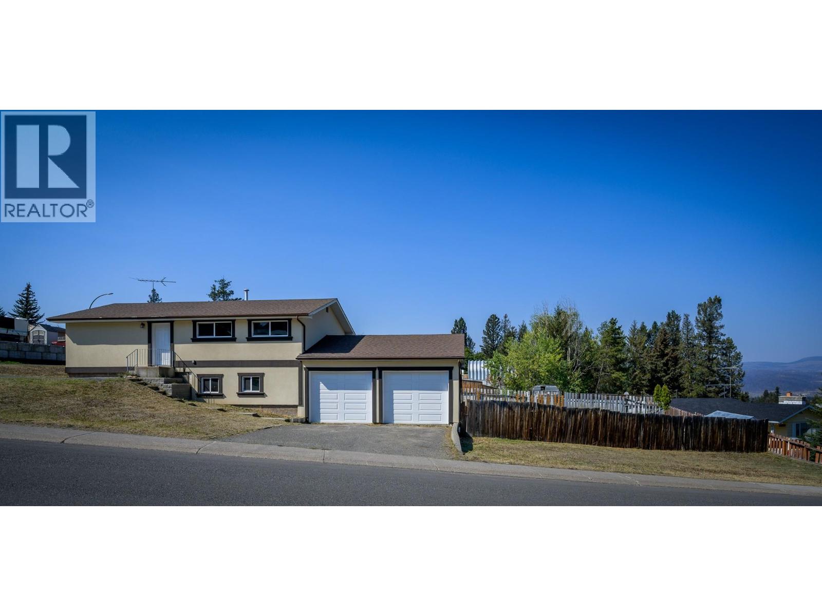 397 BASALT Drive, Logan Lake