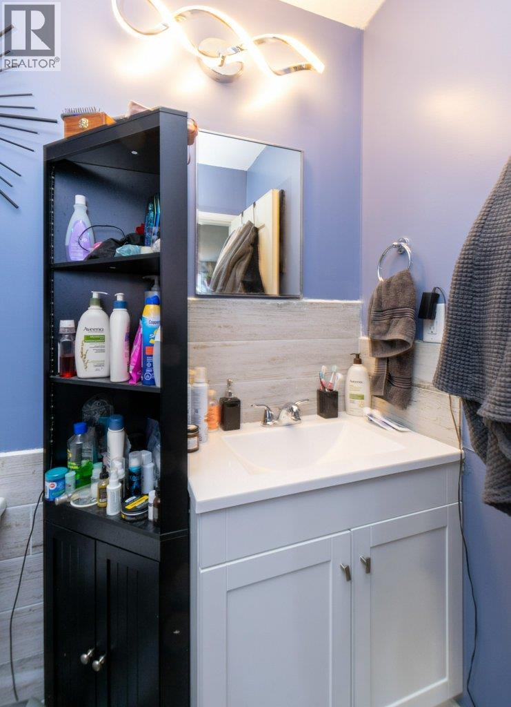  713 Russell Avenue, Enderby