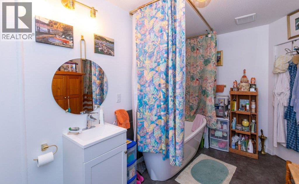  713 Russell Avenue, Enderby