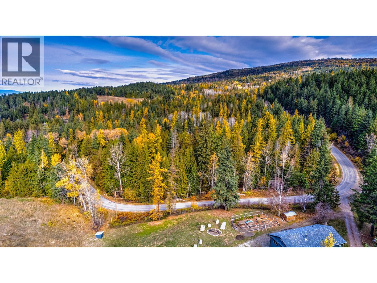 Photo 5 of 7811 Wilson Jackson Road, Vernon BC