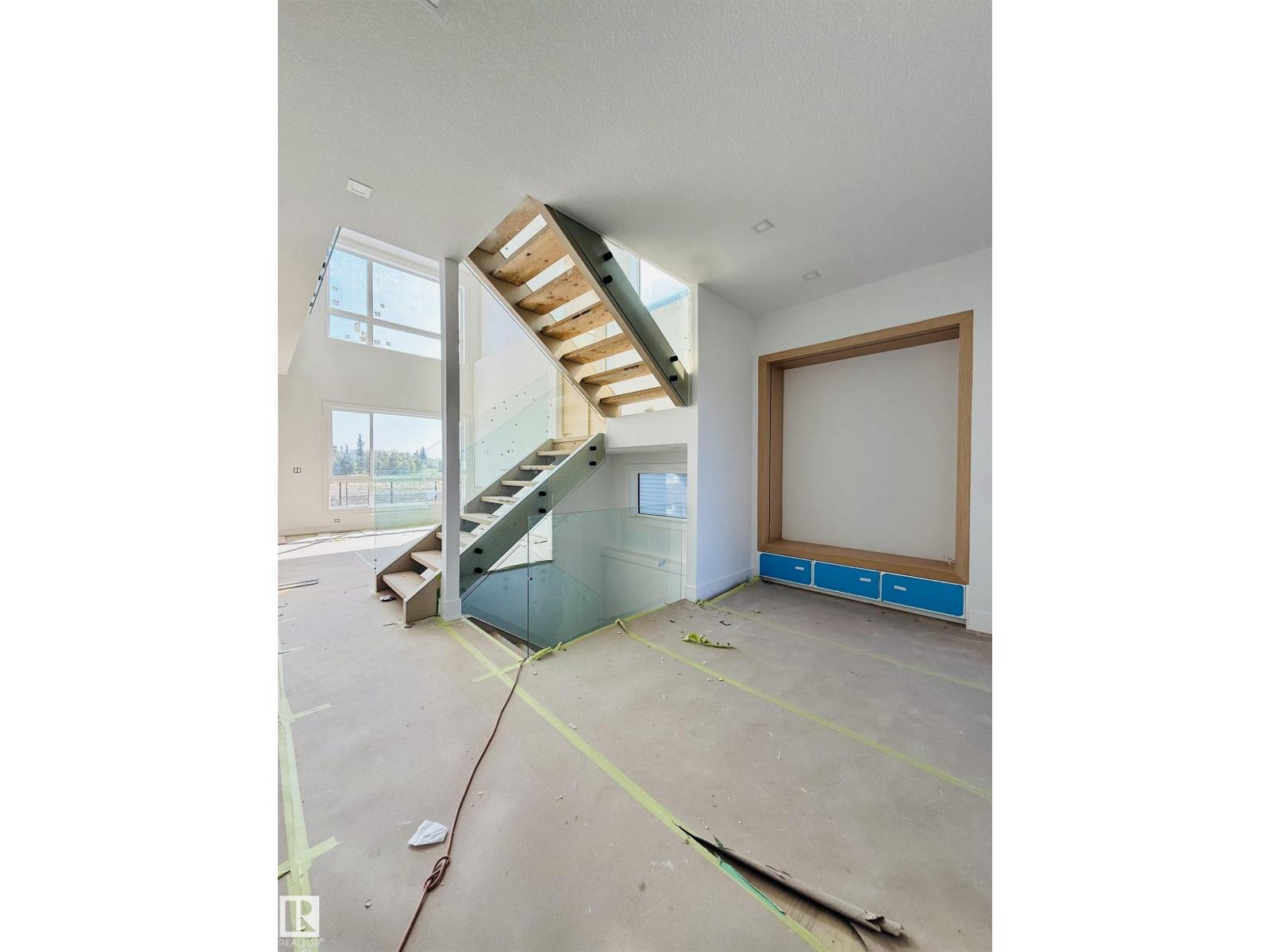 Photo 3 of 8739 Mayday Lane Sw, Edmonton AB