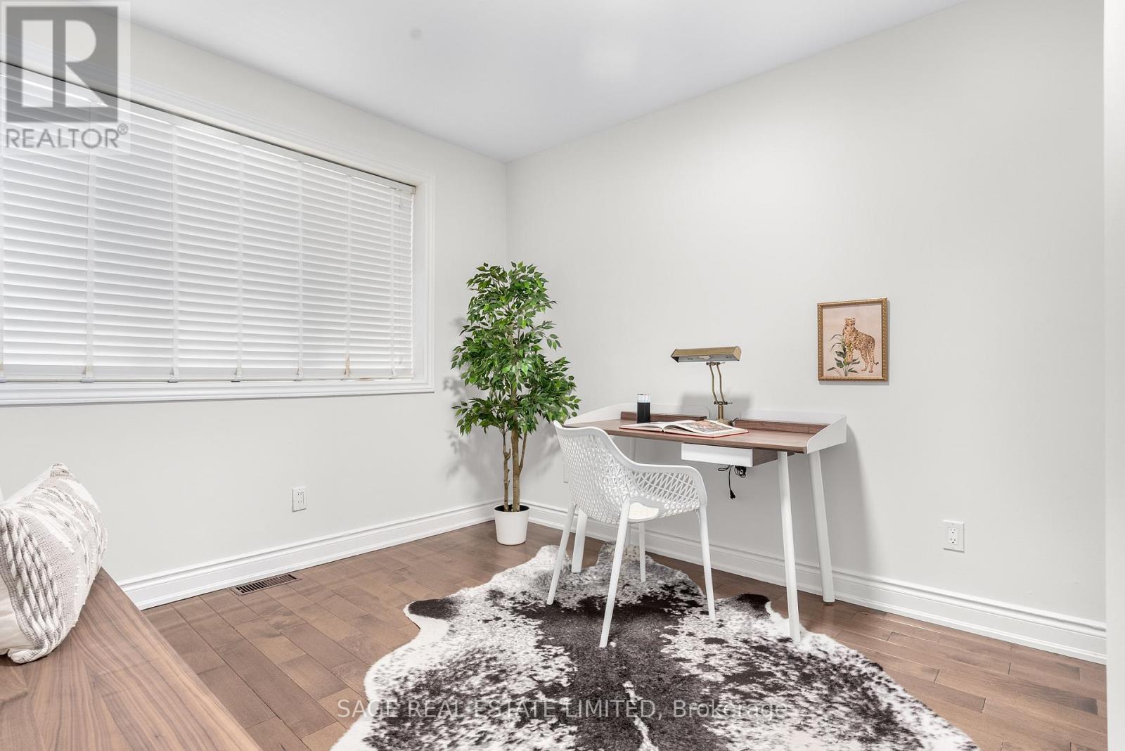 Photo 15 of 41 Ann Arbour Road, Toronto ON
