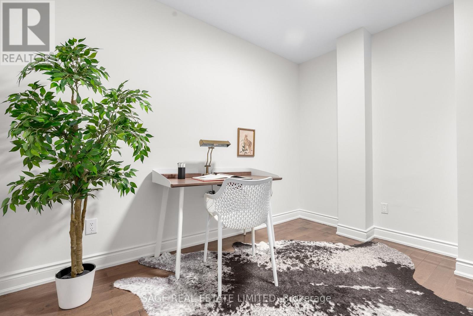 Photo 16 of 41 Ann Arbour Road, Toronto ON