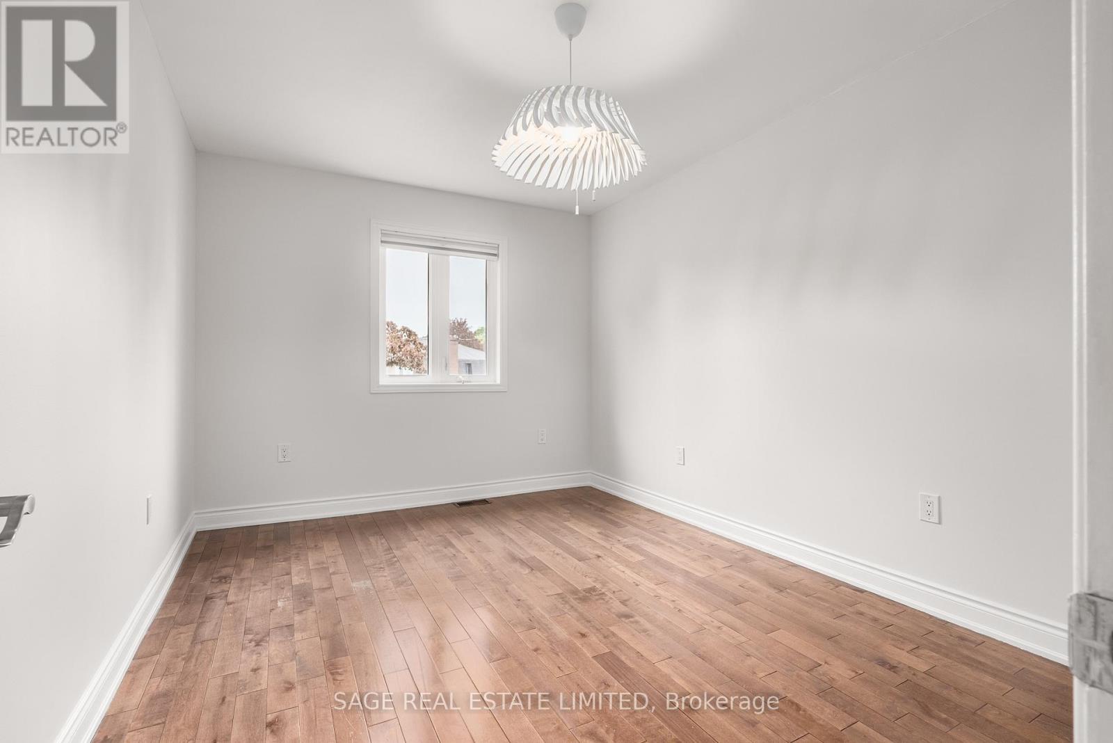 Photo 27 of 41 Ann Arbour Road, Toronto ON