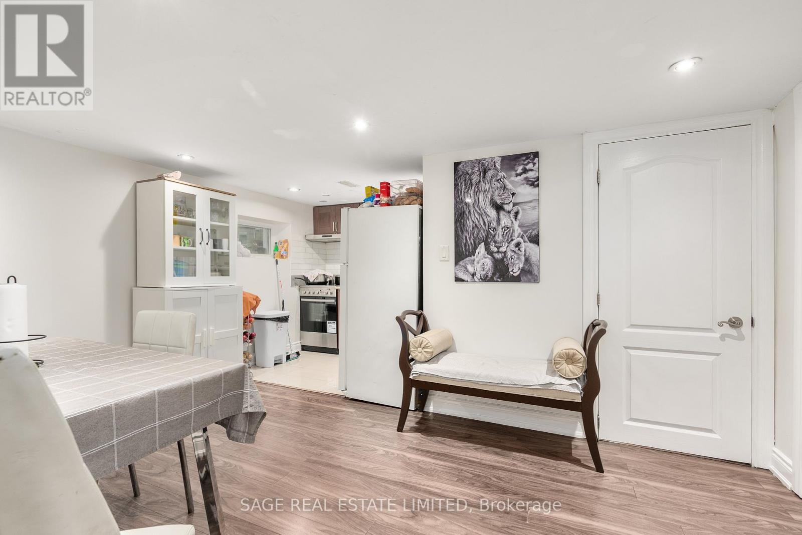Photo 33 of 41 Ann Arbour Road, Toronto ON