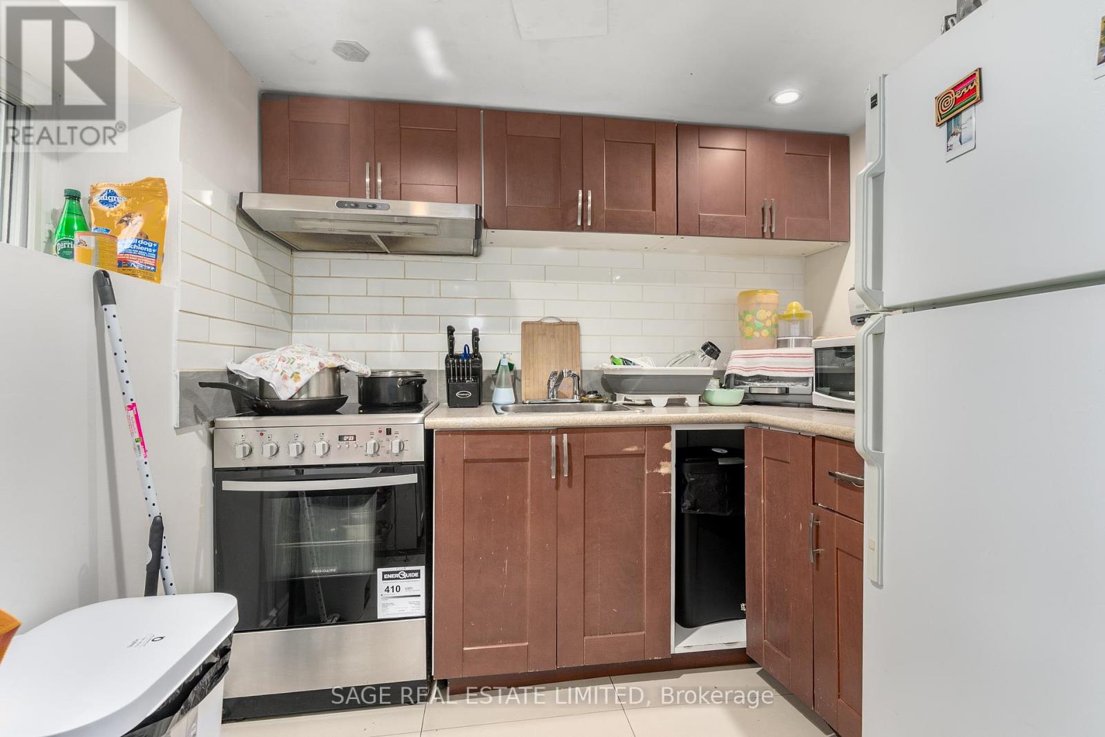 Photo 34 of 41 Ann Arbour Road, Toronto ON
