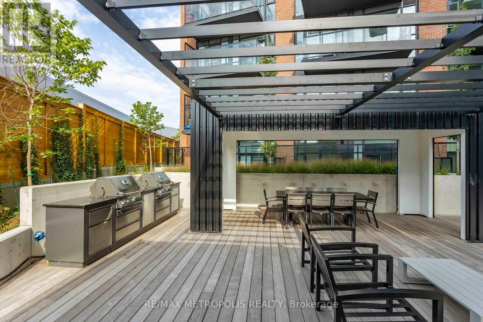 Photo 15 of 308 2300 St Clair Avenue W, Toronto ON
