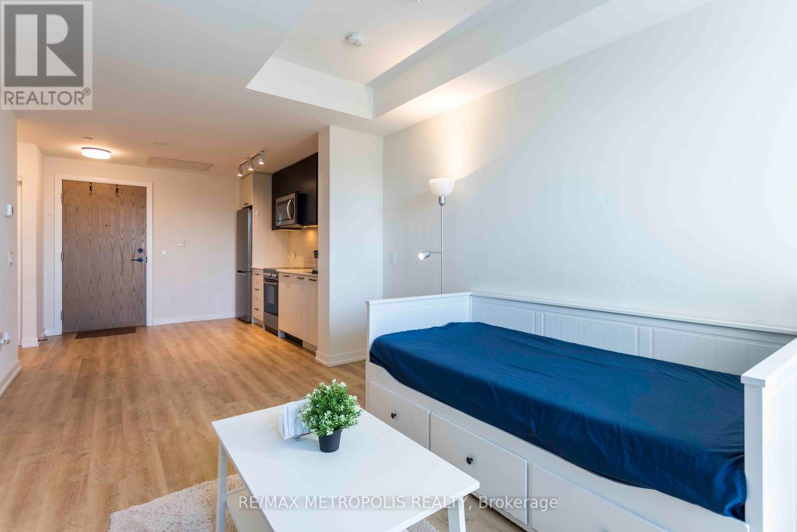 Photo 4 of 308 2300 St Clair Avenue W, Toronto ON