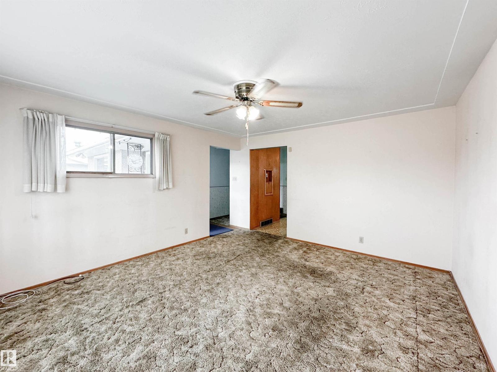 Photo 20 of 8925 154 St Nw, Edmonton AB