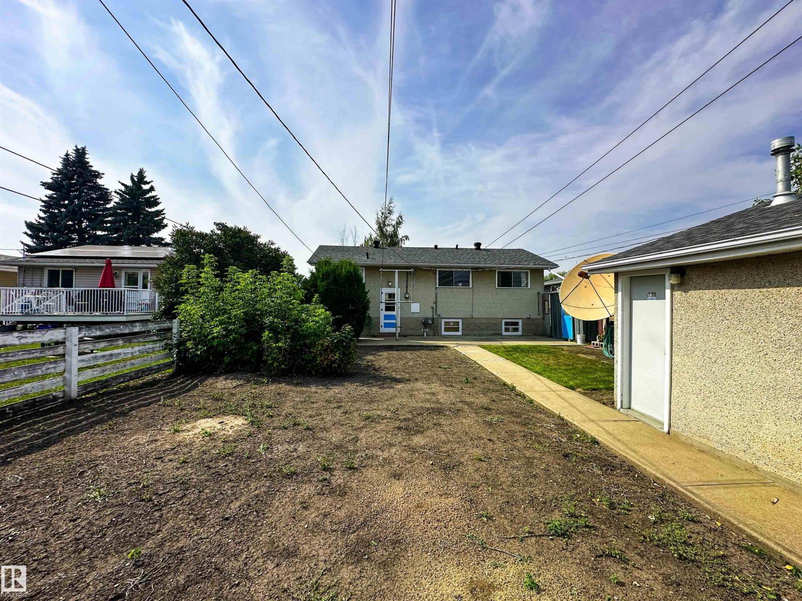 Photo 43 of 8925 154 St Nw, Edmonton AB
