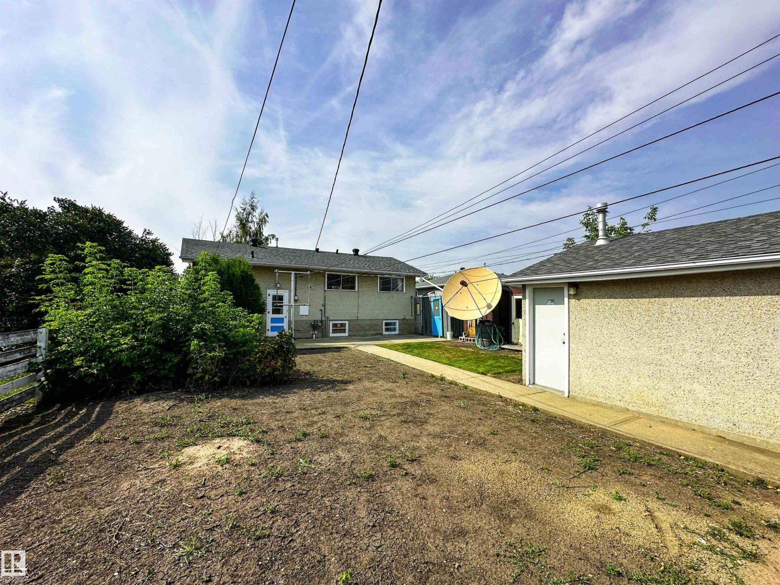 Photo 44 of 8925 154 St Nw, Edmonton AB