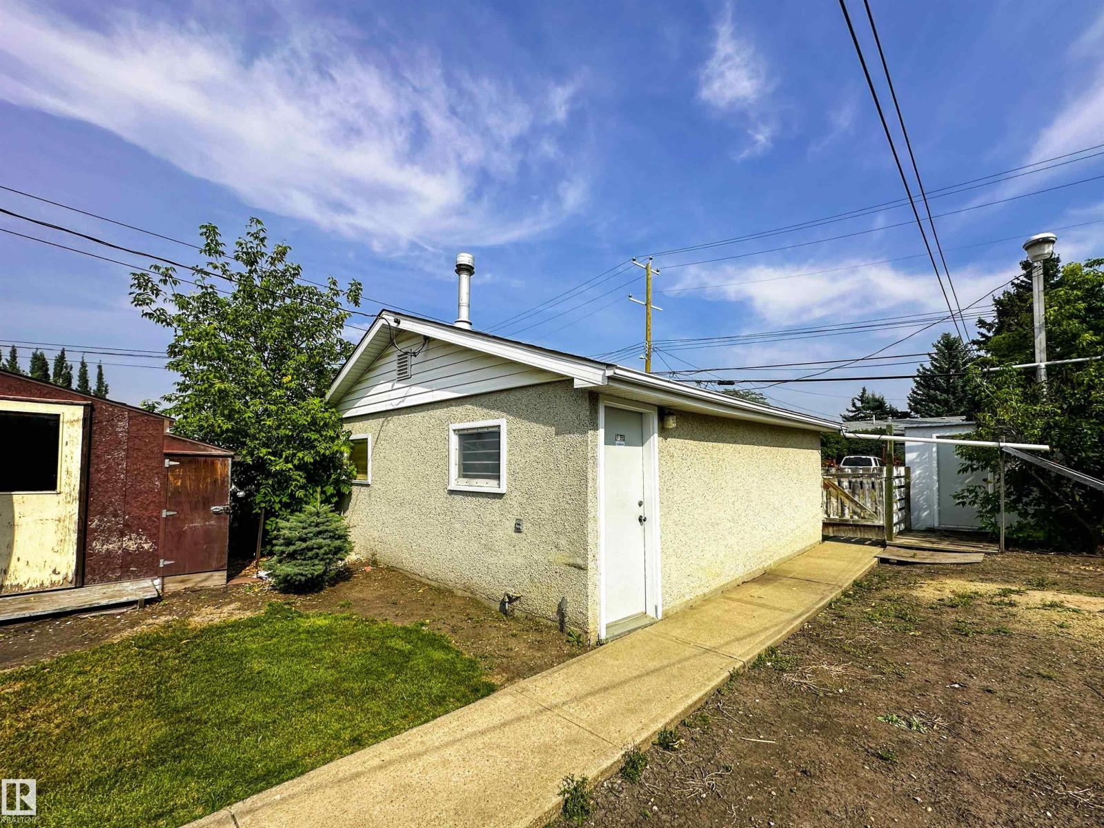 Photo 41 of 8925 154 St Nw, Edmonton AB