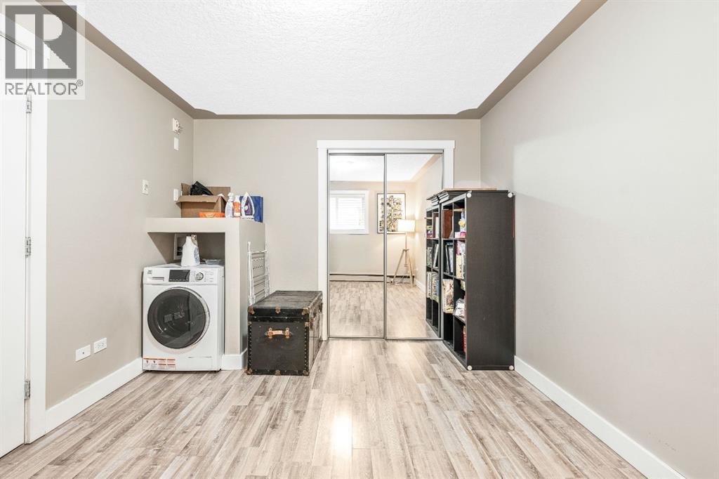 Photo 15 of 4 310 22 Avenue Sw, Calgary AB