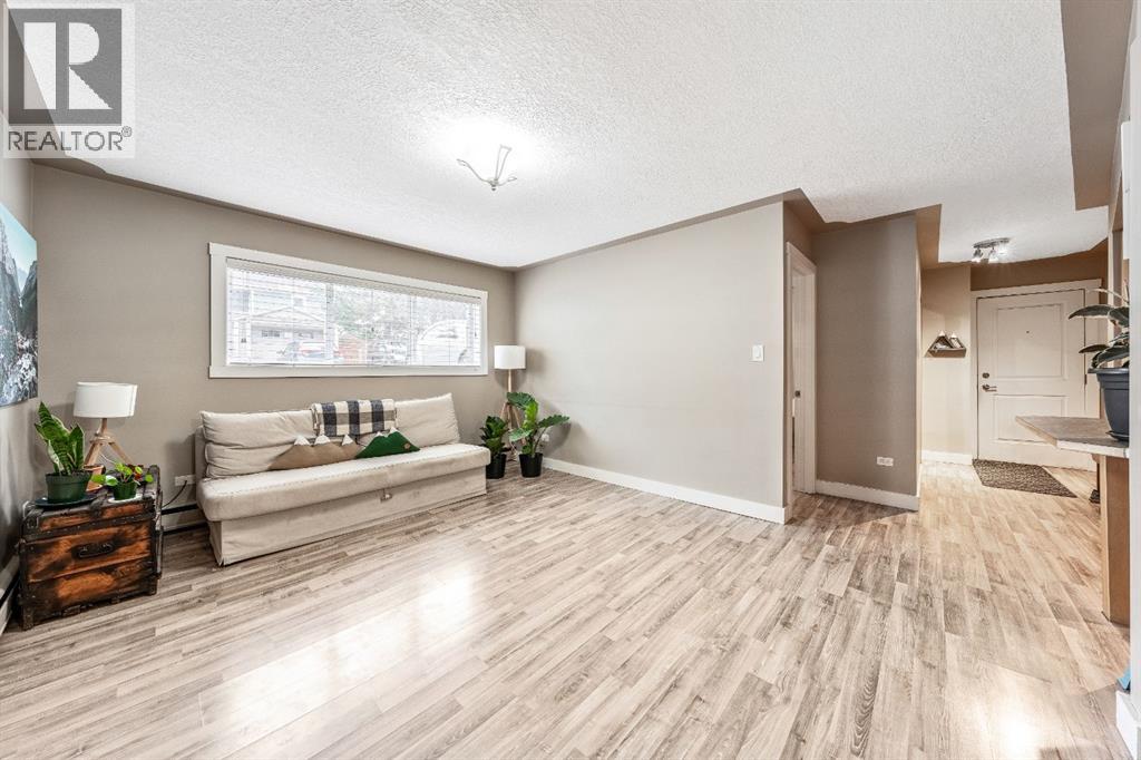 Photo 9 of 4 310 22 Avenue Sw, Calgary AB