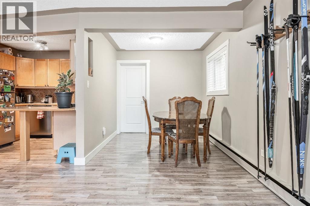 Photo 11 of 4 310 22 Avenue Sw, Calgary AB