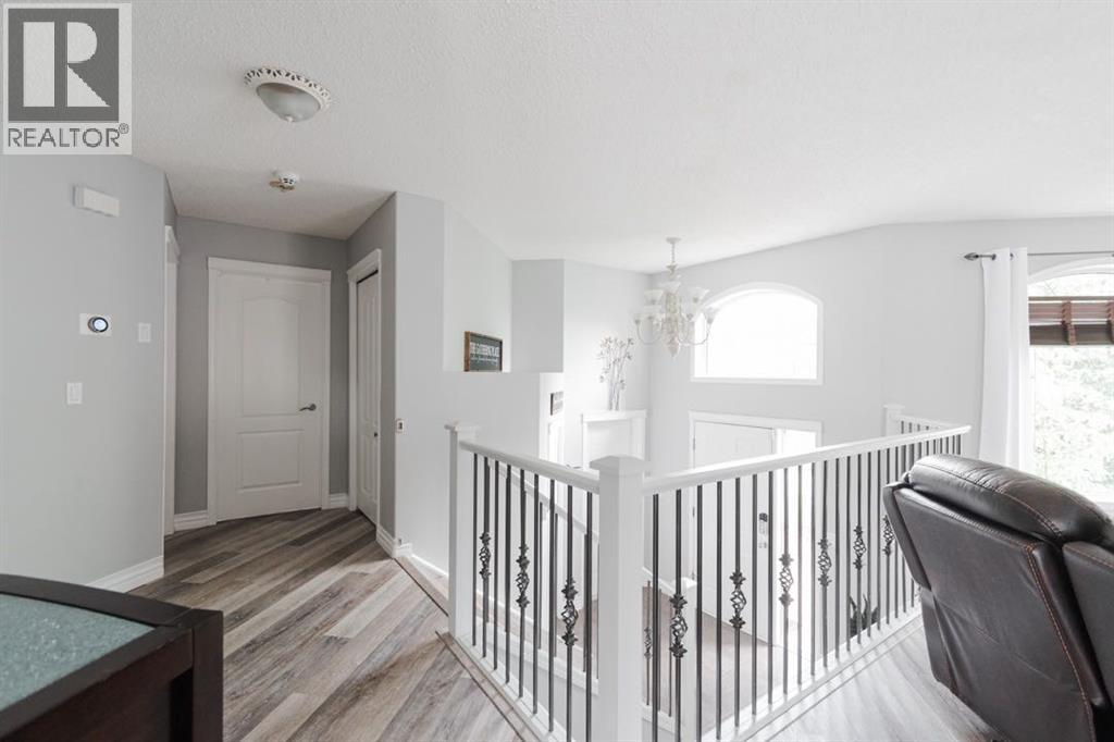 Photo 19 of 132 Breukel Crescent, Fort Mcmurray AB