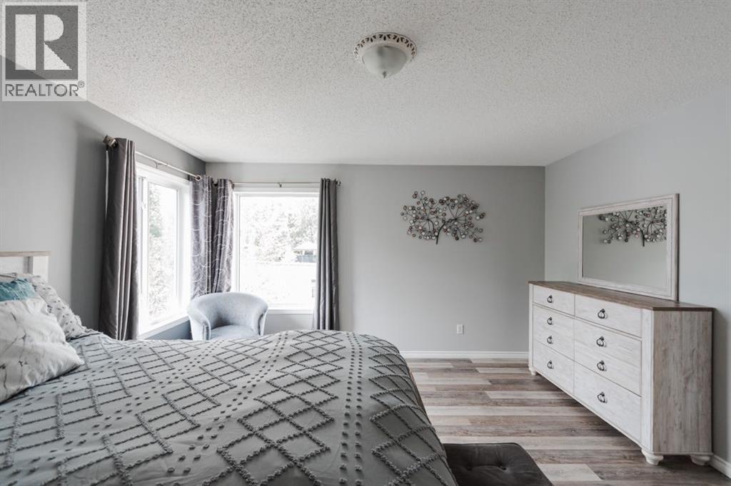 Photo 22 of 132 Breukel Crescent, Fort Mcmurray AB