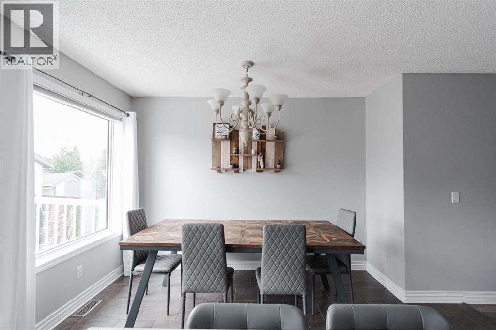 Photo 16 of 132 Breukel Crescent, Fort Mcmurray AB