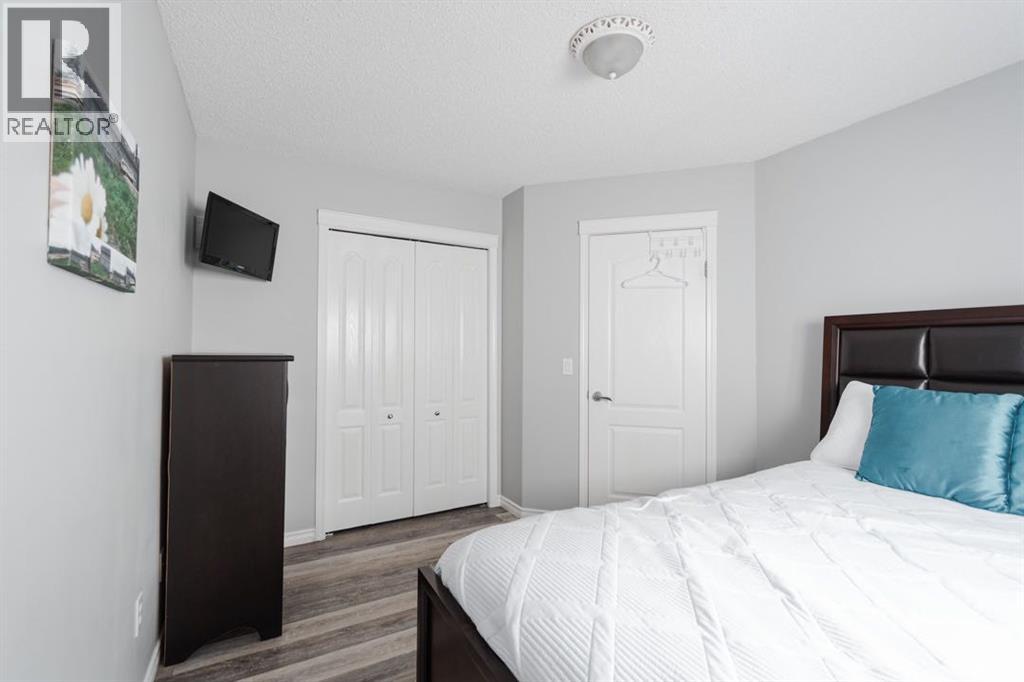 Photo 28 of 132 Breukel Crescent, Fort Mcmurray AB