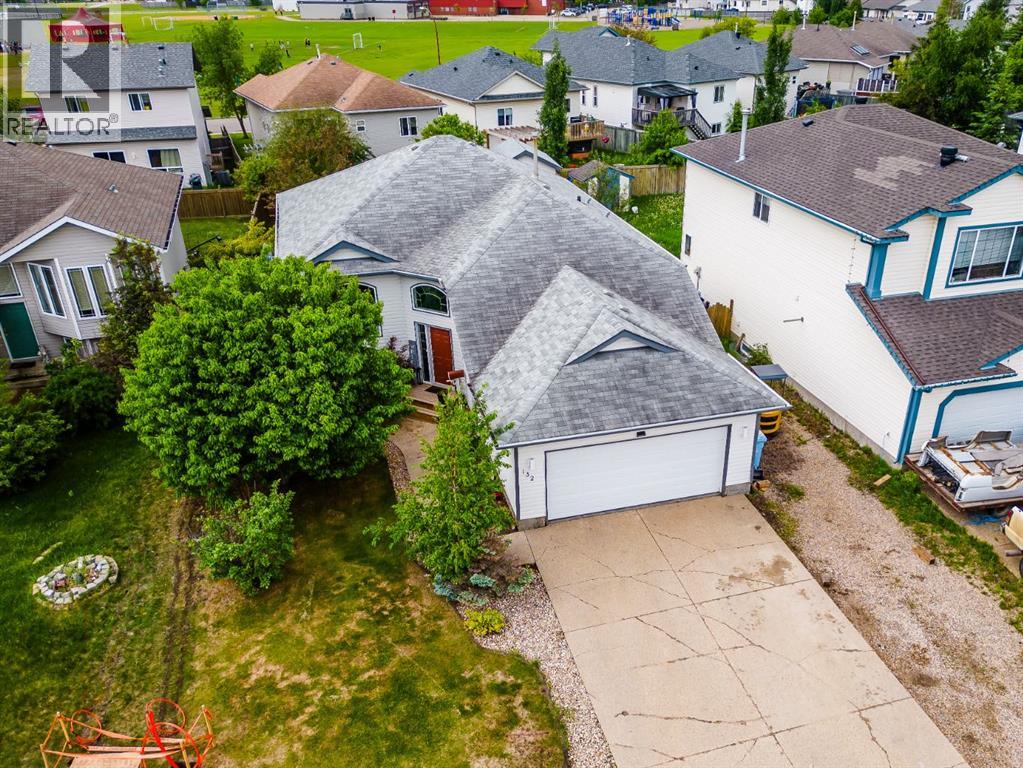 Photo 50 of 132 Breukel Crescent, Fort Mcmurray AB
