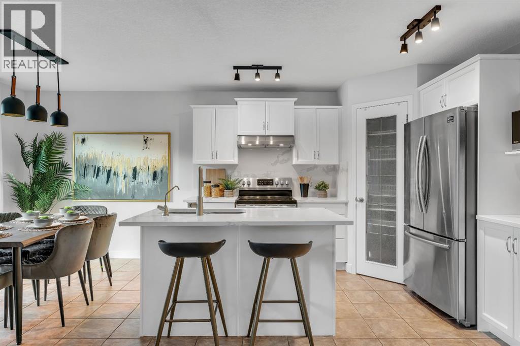 Photo 8 of 151 Kincora Drive Nw, Calgary AB