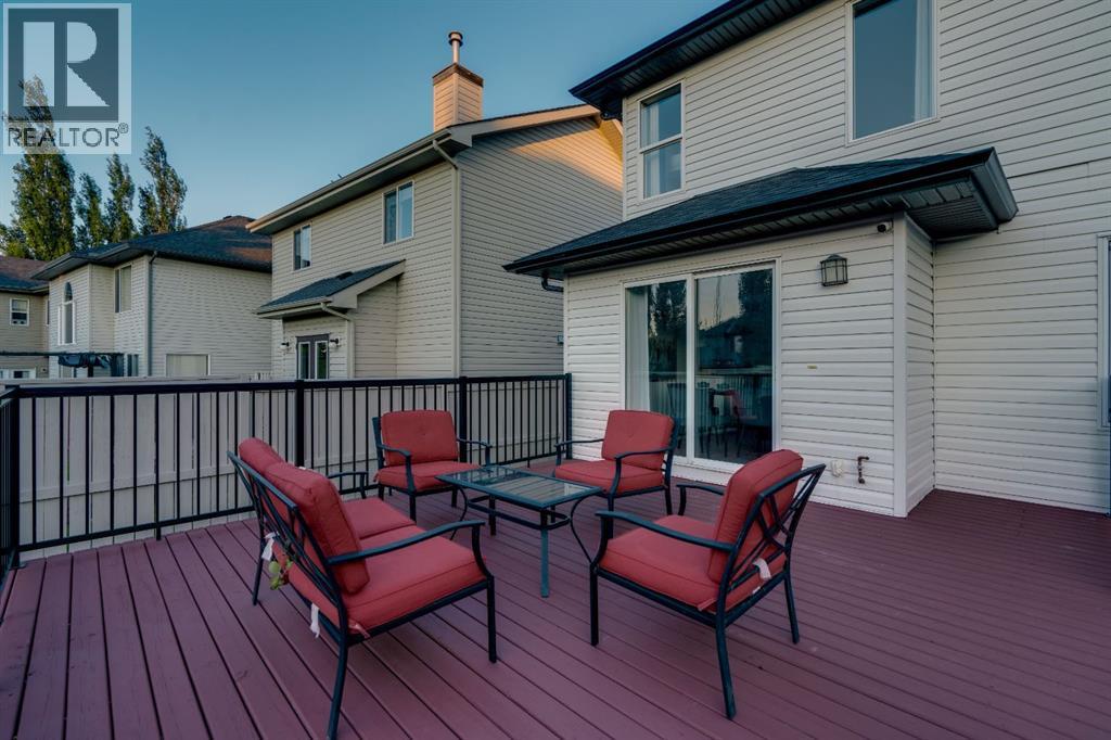 Photo 39 of 151 Kincora Drive Nw, Calgary AB
