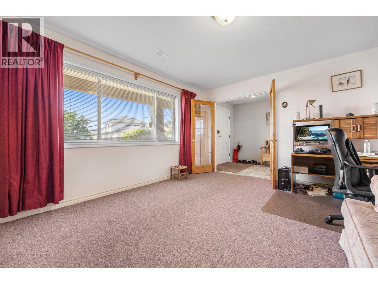  6115 Aitkens Road, Peachland