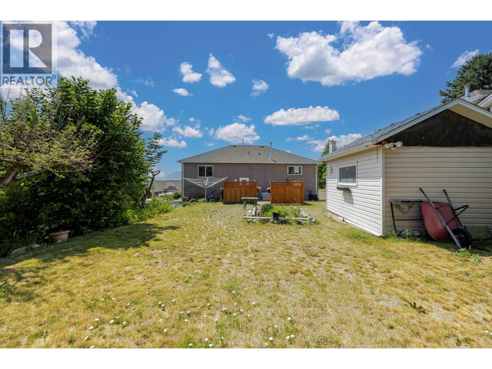 6115 Aitkens Road, Peachland