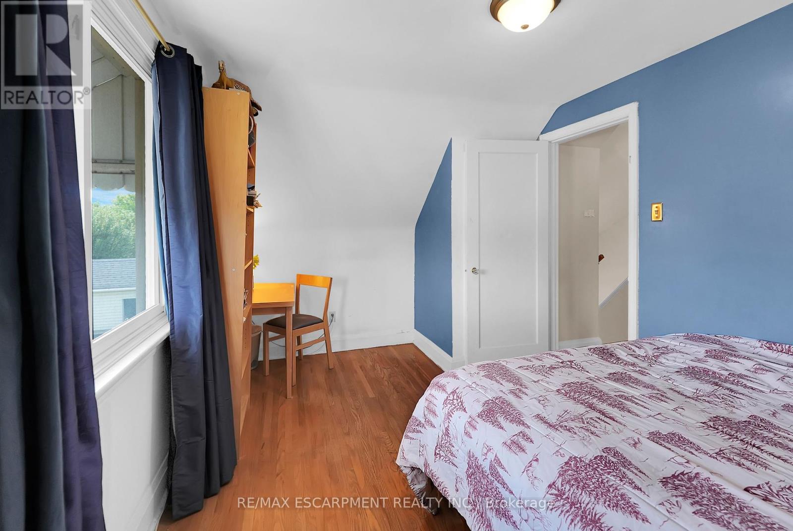 Photo 15 of 175 Garside Avenue S, Hamilton ON