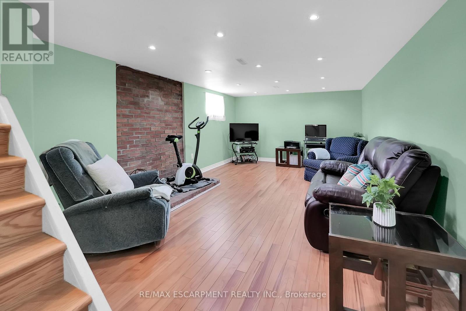 Photo 17 of 175 Garside Avenue S, Hamilton ON