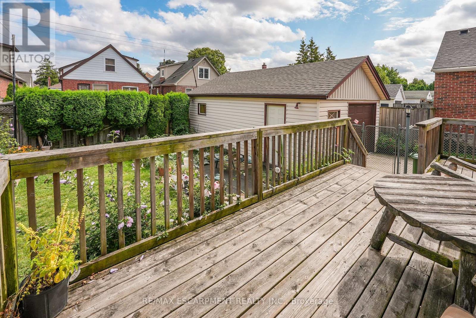 Photo 8 of 175 Garside Avenue S, Hamilton ON
