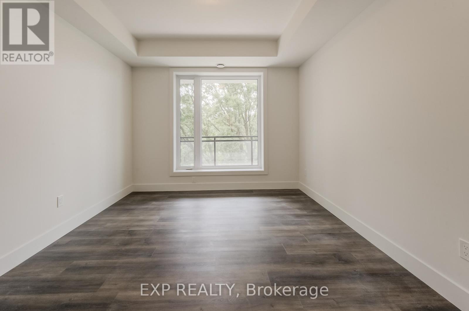 Photo 29 of 516 103 Roger Street, Waterloo ON