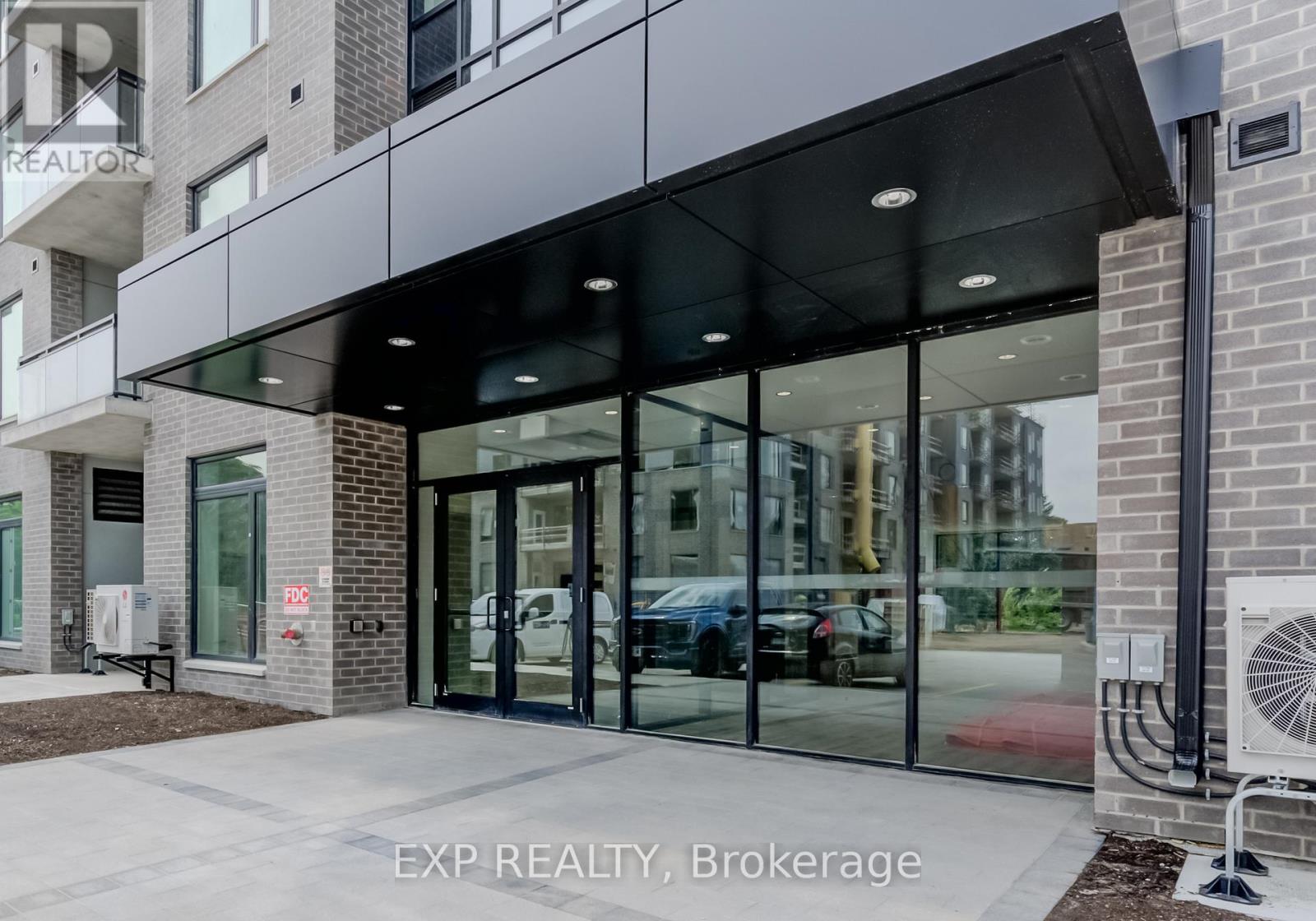 Photo 3 of 516 103 Roger Street, Waterloo ON