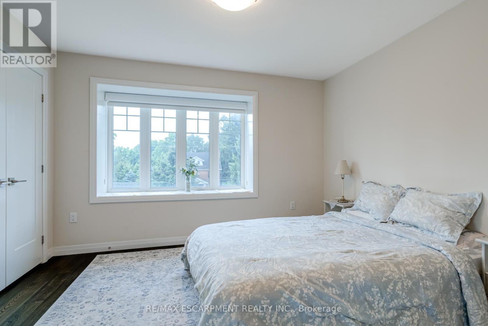 Photo 26 of 13 Pringle Lane, Hamilton ON