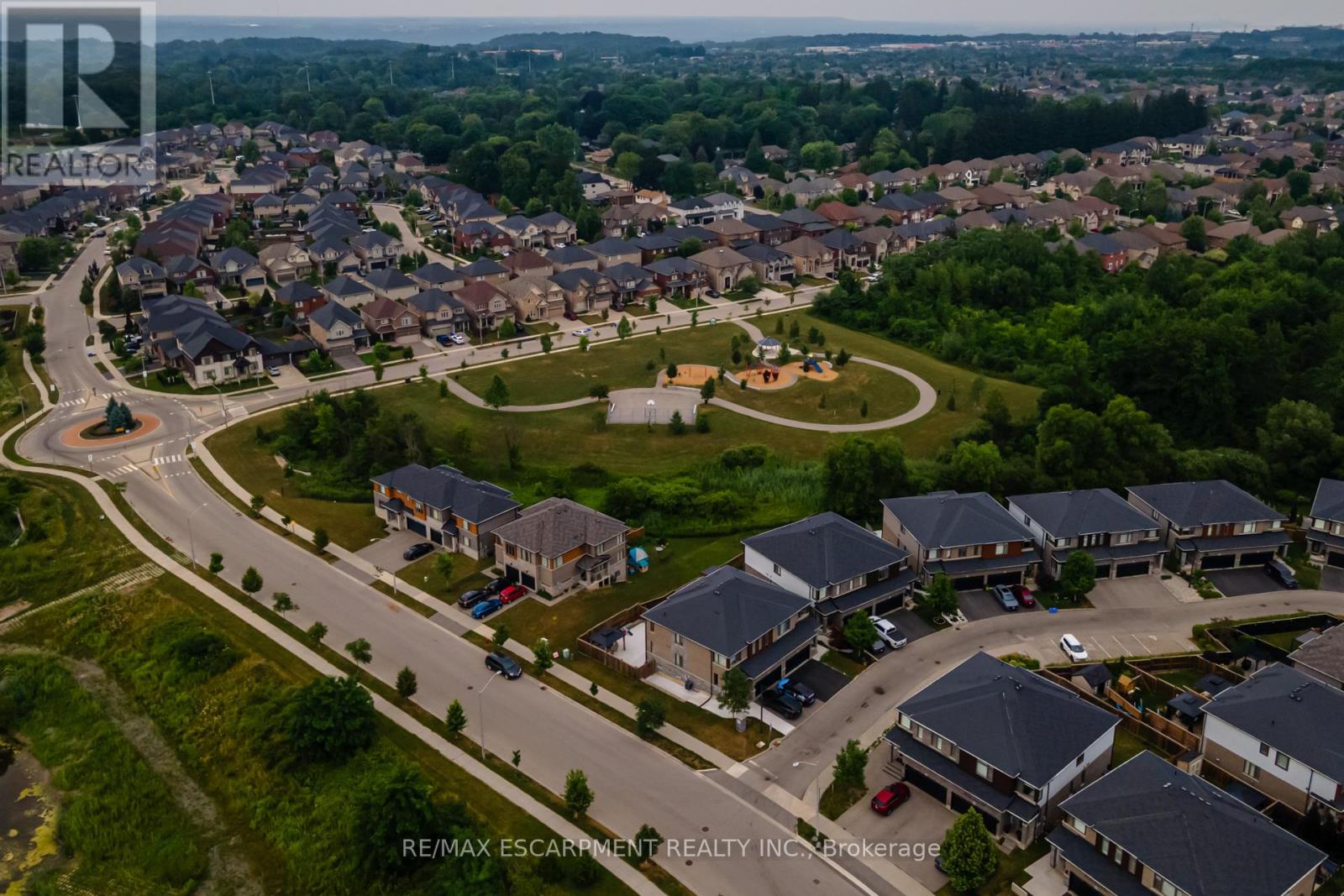 Photo 37 of 13 Pringle Lane, Hamilton ON