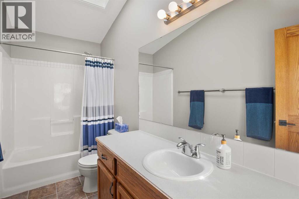 86 Hathaway Lane, Lacombe