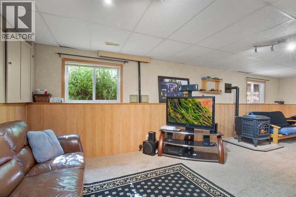 86 Hathaway Lane, Lacombe