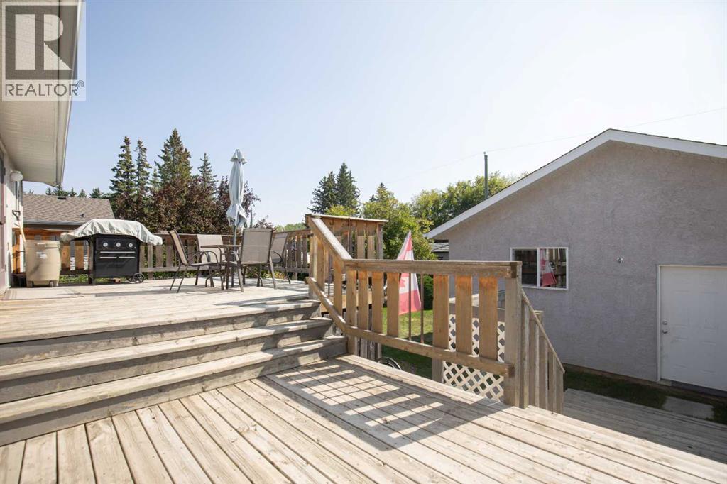 86 Hathaway Lane, Lacombe
