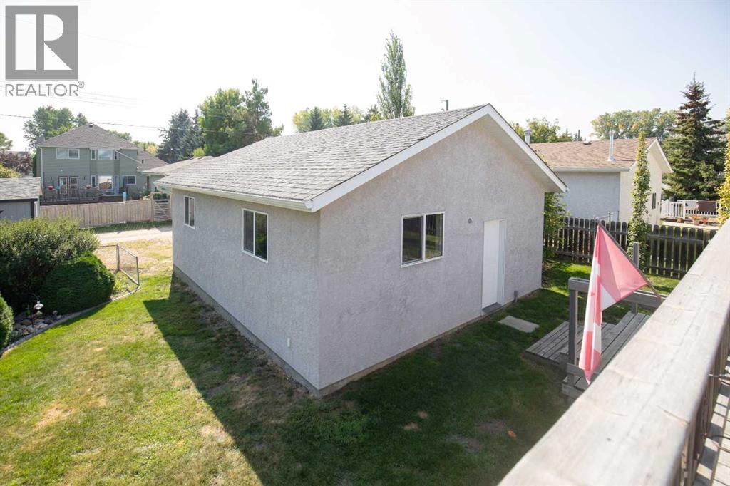 86 Hathaway Lane, Lacombe