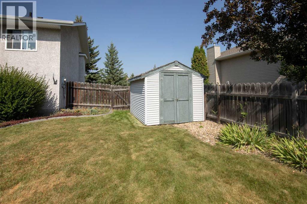 86 Hathaway Lane, Lacombe