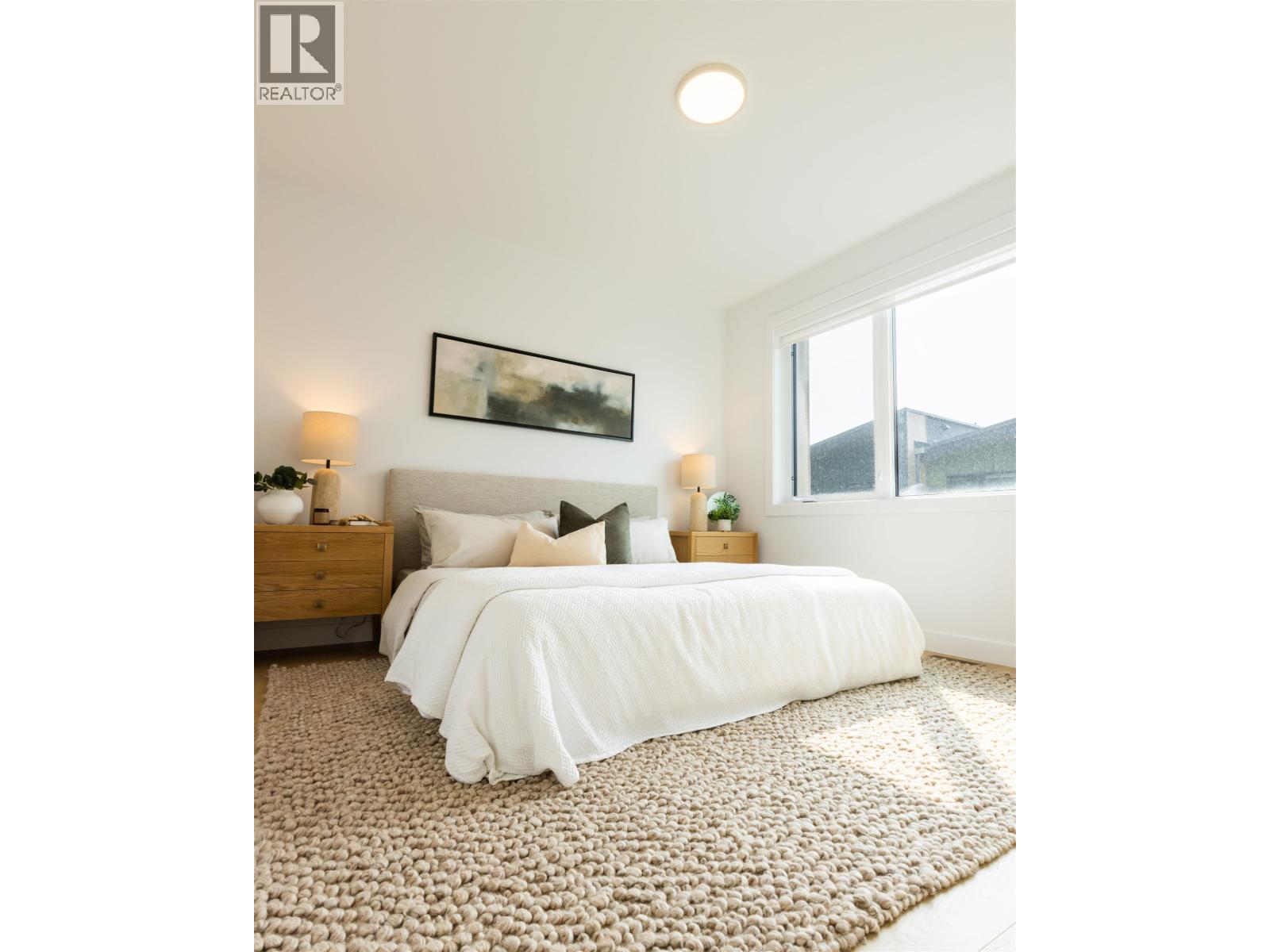 22 1050 FINCH DRIVE, Squamish