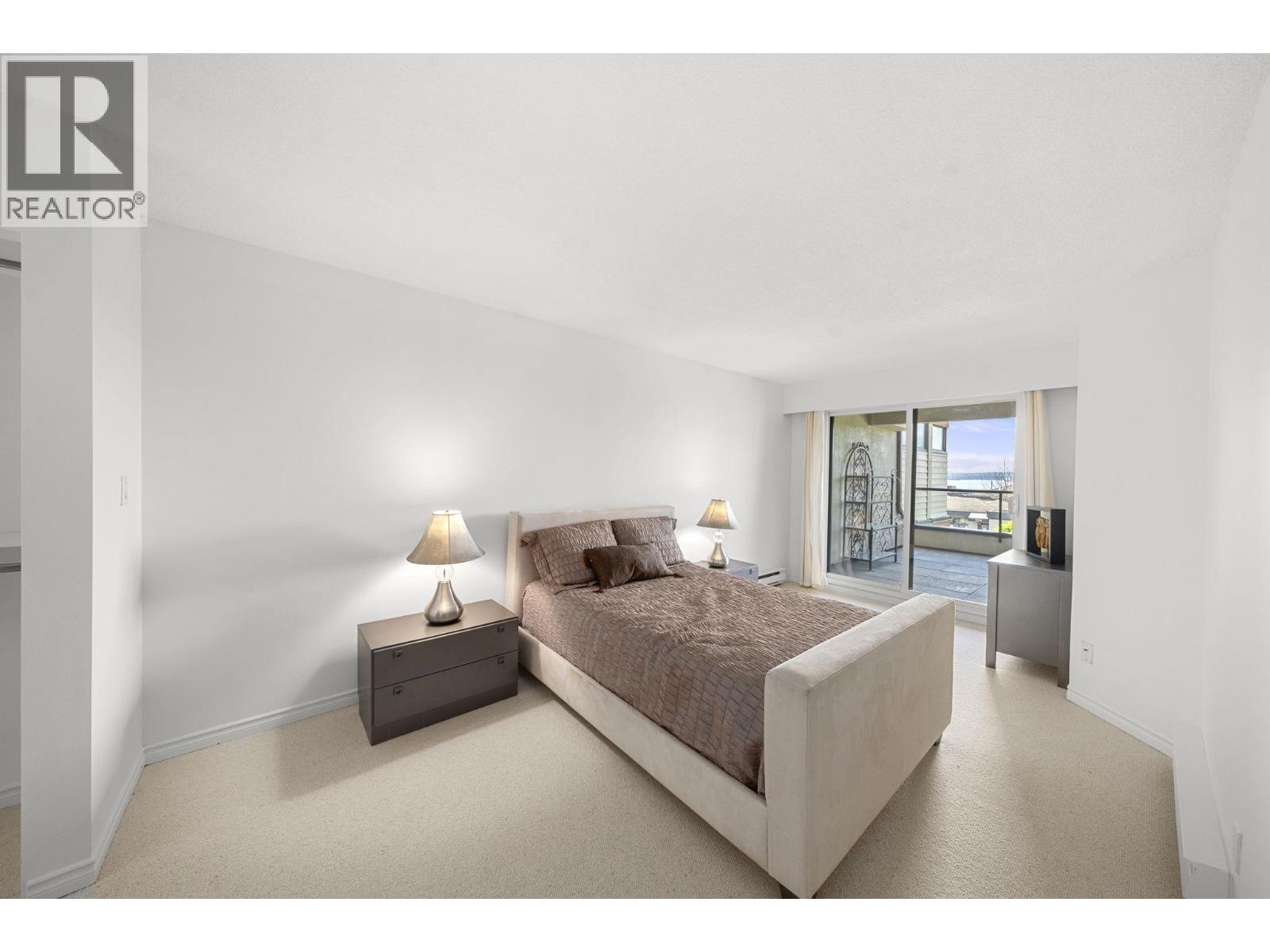201 2408 HAYWOOD AVENUE, West Vancouver