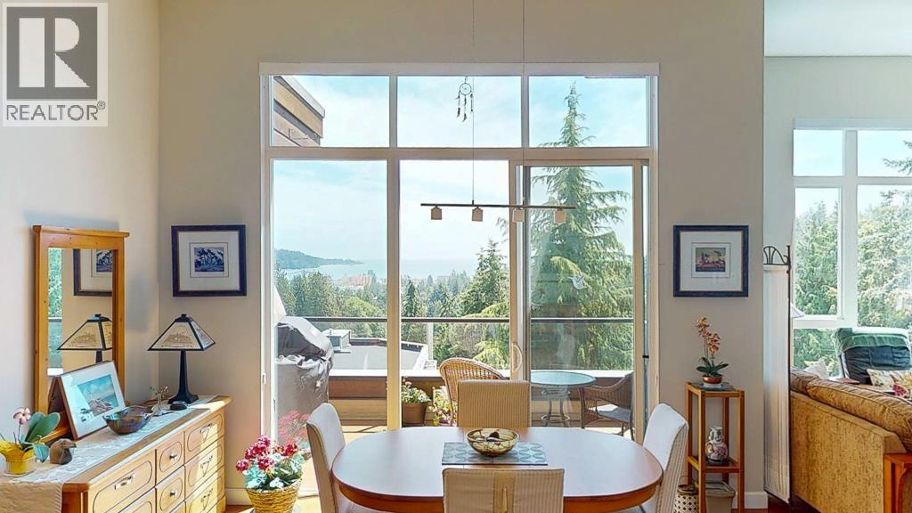 11 5780 TRAIL AVENUE, Sechelt