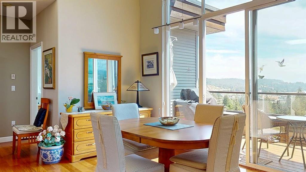 11 5780 TRAIL AVENUE, Sechelt