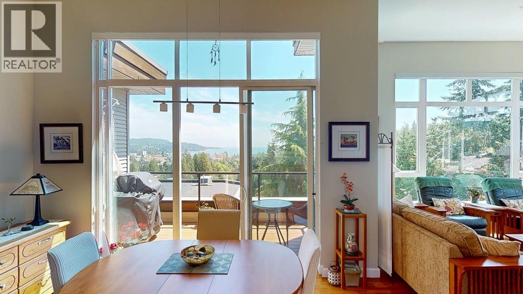 11 5780 TRAIL AVENUE, Sechelt