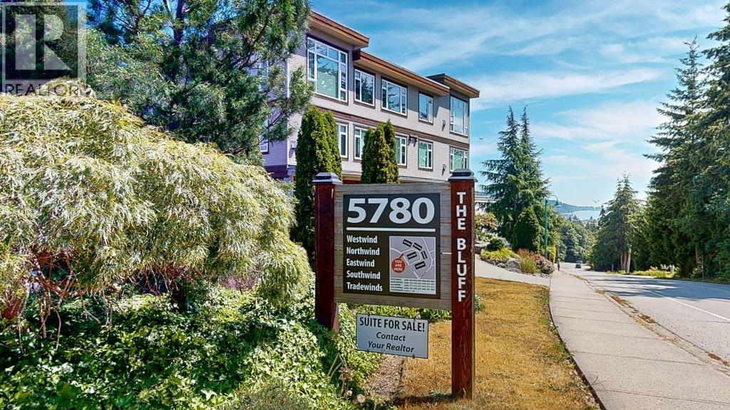 11 5780 TRAIL AVENUE, Sechelt