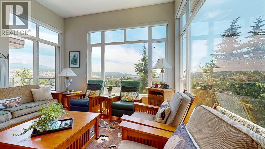 11 5780 TRAIL AVENUE, Sechelt