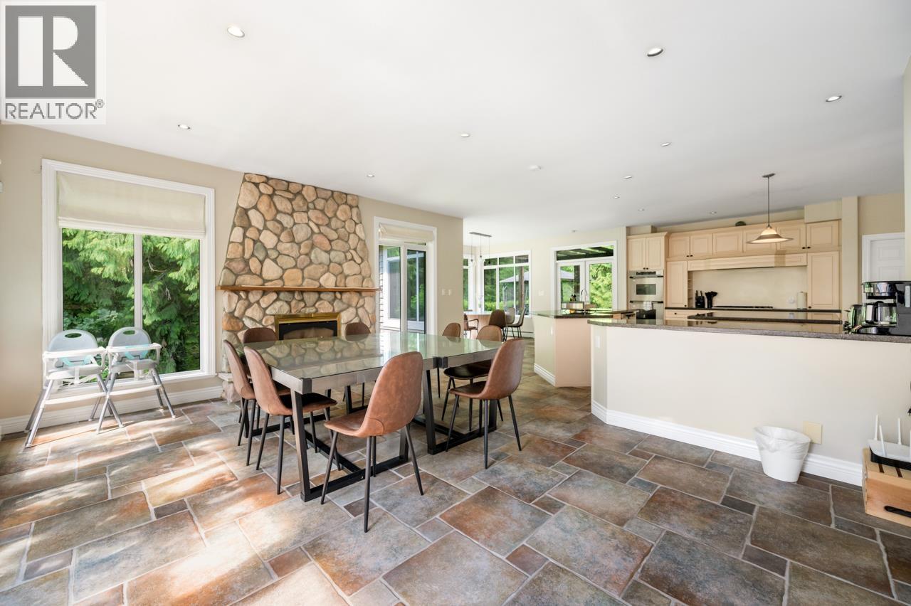 520 HADDEN DRIVE, West Vancouver