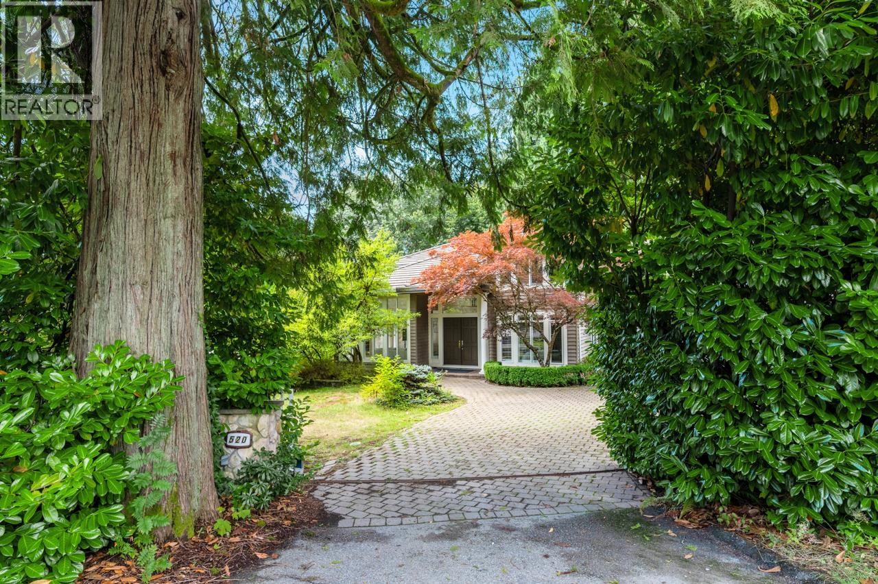 520 HADDEN DRIVE, West Vancouver